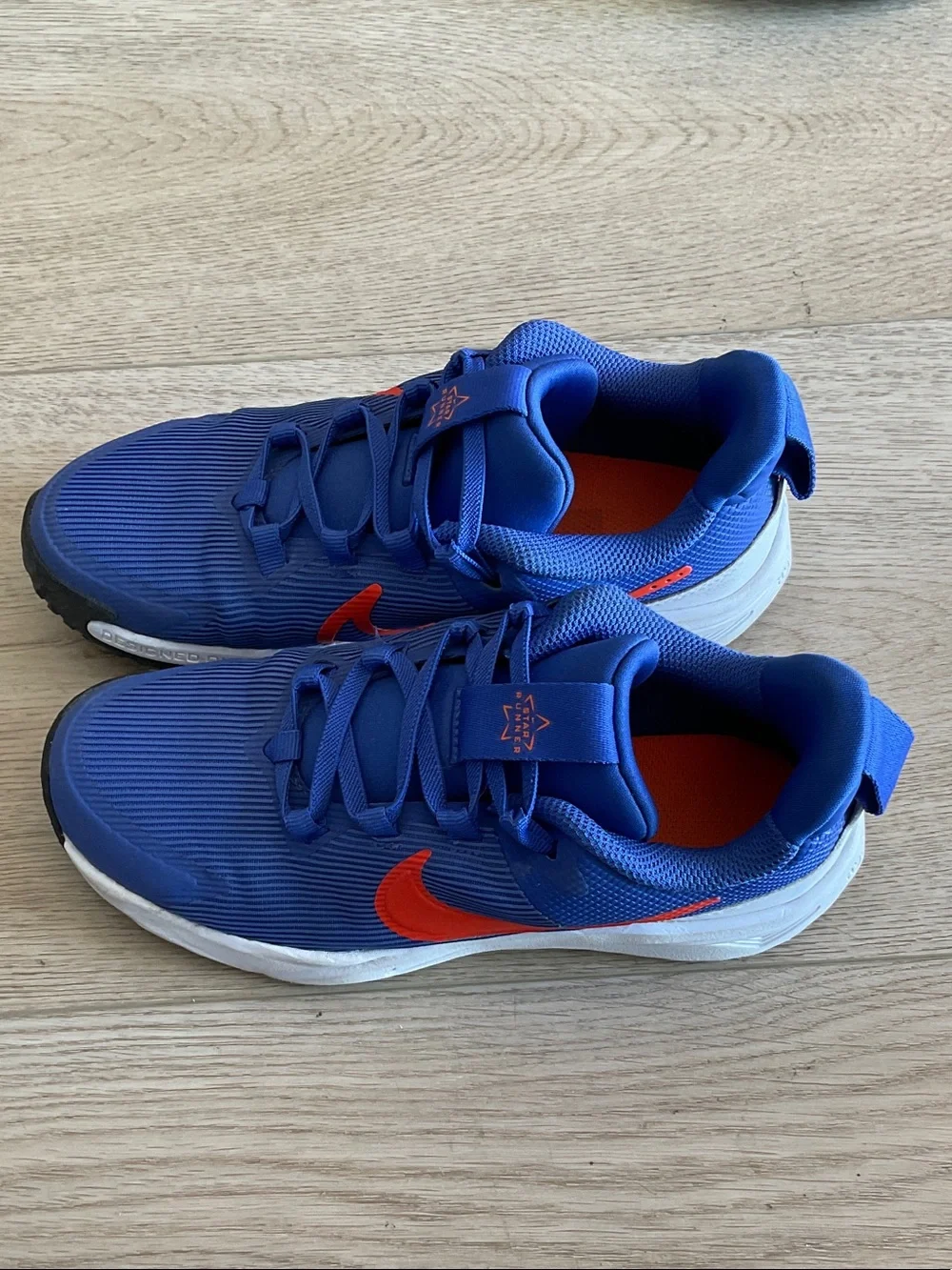 Nike Kids Athletic Sneakers in Blue with Red Swoosh